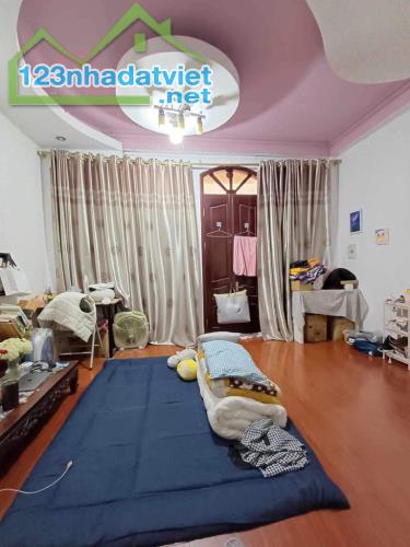 Bán nhà Phố Vọng, Hai Bà Trưng, 27m2, Giá 3.7 tỷ sở hữu ngay căn nhà MT 4.7m, ngõ ba gác