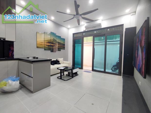 NHÀ MỚI ĐẸP -20M RA OTO- VĂN MIẾU -TRUNG TÂM QUẬN ĐỐNG ĐA - 3