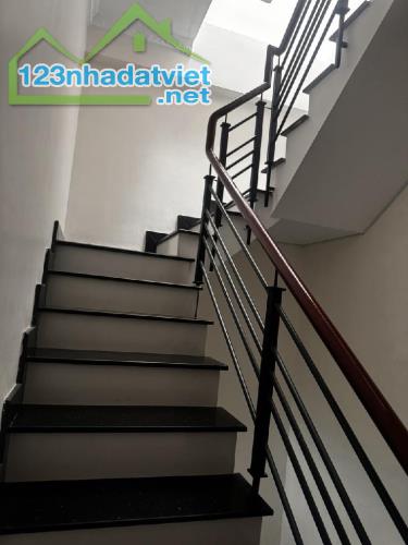 5.2 tỷ - nhà 99m² gần Hà Huy Giáp Q12 – 5PN, sân ô tô, vào ở ngay - 3
