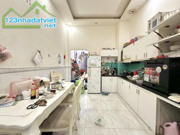Bán Nhà Quận 3, Đường Lê Văn Sỹ,4 Tầng, 55m2, Bank đinh giá 8.5 tỷ bán giá chỉ 6 tỷ 900 TL - 3