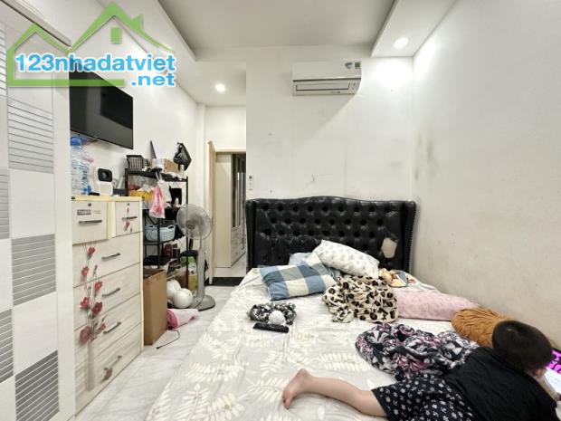 Bán Nhà Quận 3, Đường Lê Văn Sỹ,4 Tầng, 55m2, Bank đinh giá 8.5 tỷ bán giá chỉ 6 tỷ 900 TL - 1