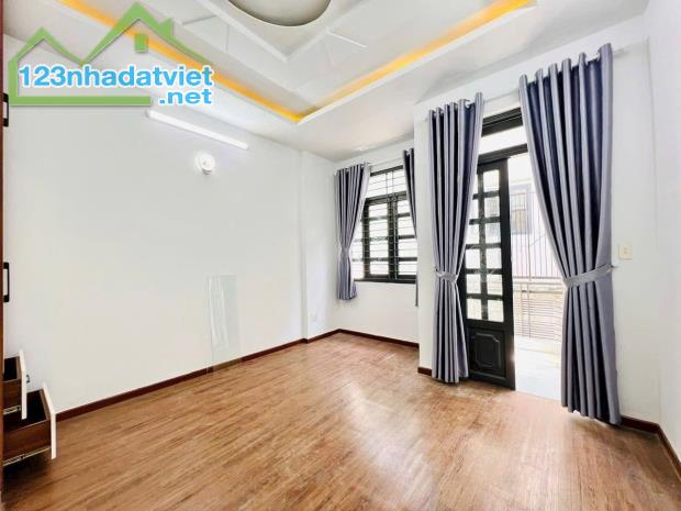 48M2☘️BÁN NHÀ 2 TẦNG✨3PN, HẺM Ô TÔ VF3, LÊ VĂN KHƯƠNG,Q.12, NHỈNH 3 TỶ - 3
