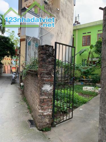Bán đất Đông Thắng, Đông Ngạc Bắc Từ Liêm Ô tô 62m2 Mt 5.5 giá 8.5 tỷ