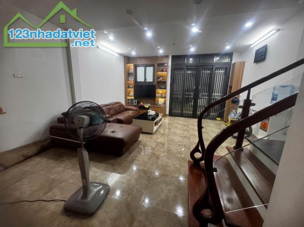 🏡 BÁN NHÀ Triều Khúc Thanh Trì –2 mặt thoáng, 36m – 4 tầng, GIÁ 6.95 TỶ 💰 - 1
