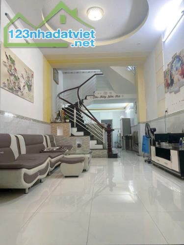 CHO THUÊ NHÀ TRỆT 1 LỬNG 1 LẦU - SẴN NỘI THẤT - KDC CTY 8 - CÁI RĂNG - CẦN THƠ