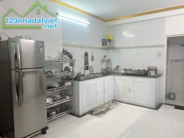 CHO THUÊ NHÀ TRỆT 1 LỬNG 1 LẦU - SẴN NỘI THẤT - KDC CTY 8 - CÁI RĂNG - CẦN THƠ - 2