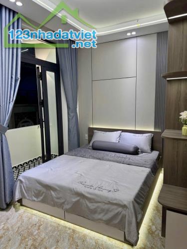 💠 GIẢM SÂU 400TR CÒN BỚT LỘC - NHÀ ĐẸP HXH ĐỖ CỔNG - QUANG TRUNG - EMART2 - DT45M² - 4