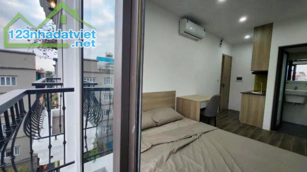 Nhà lô góc 3 thoáng vĩnh viễn 99m2 x 7 tầng - 1