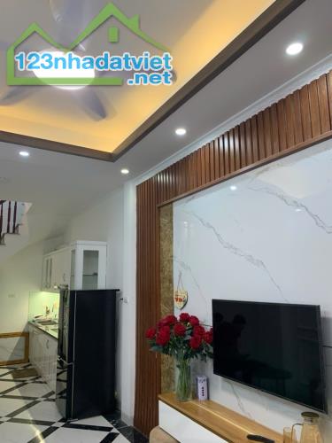 CẦU  NOI CỔ NHUẾ  34m2 x 6T , NHÀ MỚI Ở NGAY,OTO,CHỢ GIÁ 5.85  TỶ CTL - 1