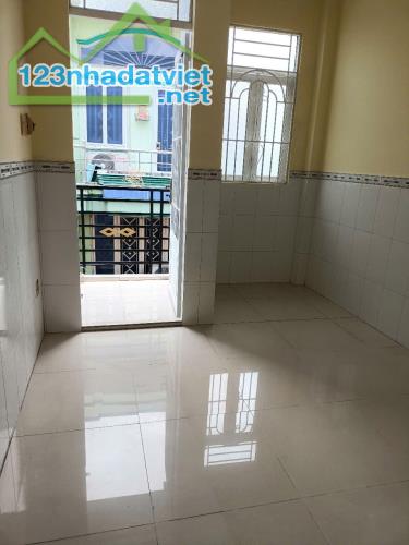 Bán nhà rẻ Q8 gần mặt tiền Tuy Lý Vương p13 , 3 tầng đúc không lộ giới 4 PN nhỉnh 4 tỷ - 4