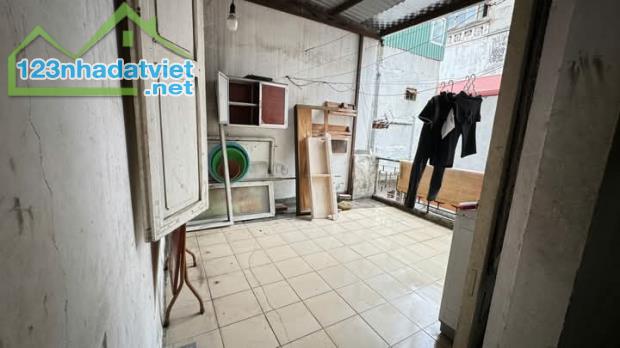 Cho thuê nhà ngõ phố Lê Đại Hành Hai Bà Trưng 40m x 3 tầng, giá 7.3tr/tháng - 4