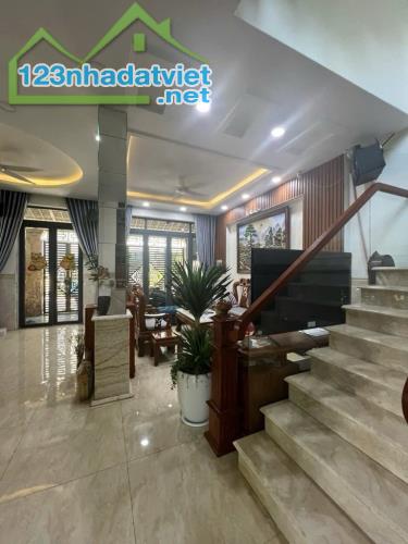 Bán nhà Lê Đức Thọ ngang 14m, 4 tầng, 140m2, Phường 15, Gò Vấp, giá 14,5 tỷ - 1