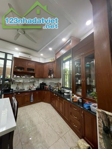 Bán nhà Lê Đức Thọ ngang 14m, 4 tầng, 140m2, Phường 15, Gò Vấp, giá 14,5 tỷ - 3