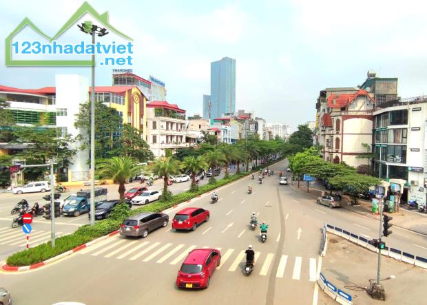 💥Bán Nhà Hoàng Hoa Thám – Văn Cao, Ba Đình, full nội thất, gần hồ. 48m2 x 5 tầng - 10 tỷ