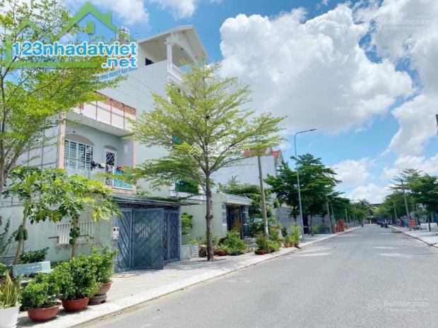 Bán cặp nền 260m2 - Sổ hồng riêng - Khu dân cư Tên Lửa 2 - 1