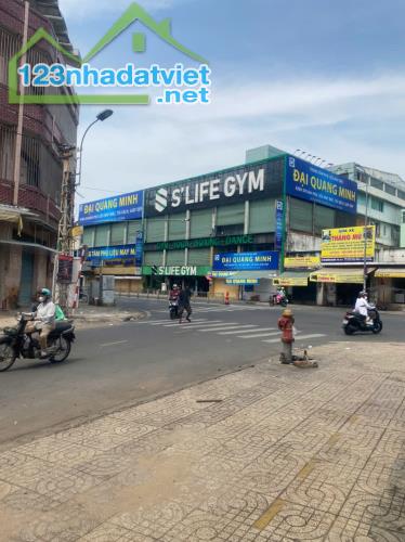BÁN NHÀ HẺM 6M THÔNG HÀ TÔN QUYỀN P15  Q5 2 TẦNG CHỈ 5.3 TỶ