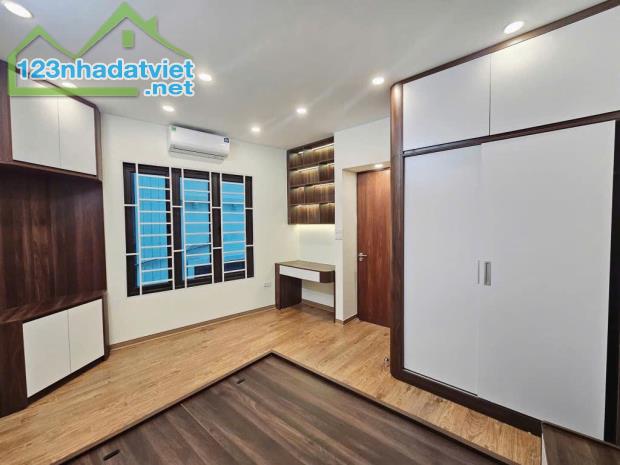 Thiết kế 6 tầng thang máy, chủ đầu tư full nội thất cực đẹp khách chỉ việc ở ngay - 5