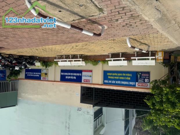 Mặt tiền đường số 28 P.6 GV - 3 tầng 68m2- gần chợ An Nhơn - Nhỉnh 10 tỷ - 4