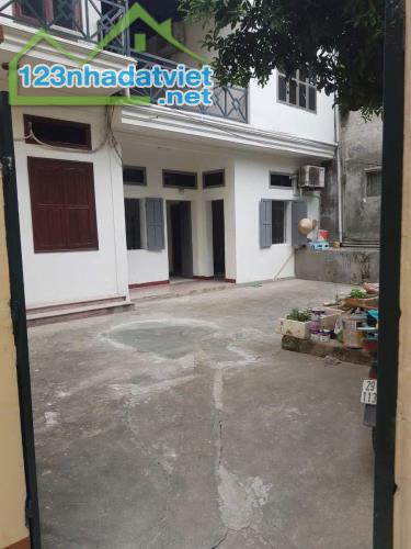 Cho thuê nhà nguyên căn ngõ Gốc Đề, 3 tầng x 40m2, 3 phòng ngủ, 7.5 Triệu/tháng - 1