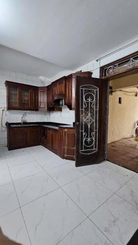 Cho thuê MBKD KD đỉnh Tập thể tầng 1 ngõ ô tô Phố Thành Công, 76m2, 1 tầng, 2 ngủ, 13 - 1