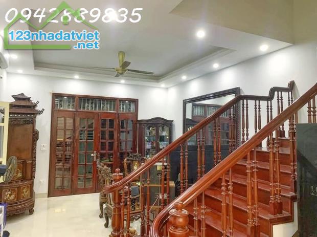 bán nhà Nguyễn Lương Bằng, Hồ Đắc Di, Đống Đa, 80m2 oto phân lô, hàng xóng tướng tá, 30m - 2