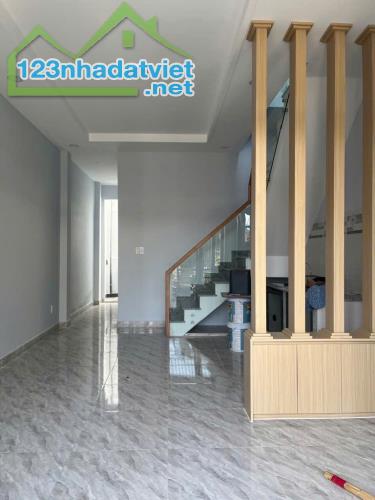 Bán Nhà 2 tầng, hẻm rộng thoáng, Ngã tư trung chánh, Hóc Môn, 48m2, nhỉnh 3 tỷ. - 2