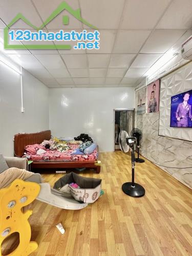 🚨SIÊU HOT - B/ÁN NHÀ HẺM XE TẢI - LÊ VĂN QUỚI, BÌNH TÂN - 61M2 (4.3x14.3) - CHỈ 5.xTỶ. - 1