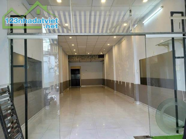 HIẾM-Bán nhà mặt tiền chợ Tân Hương 80m²-DÒNG TIỀN 15TRIỆU/THÁNG - 3