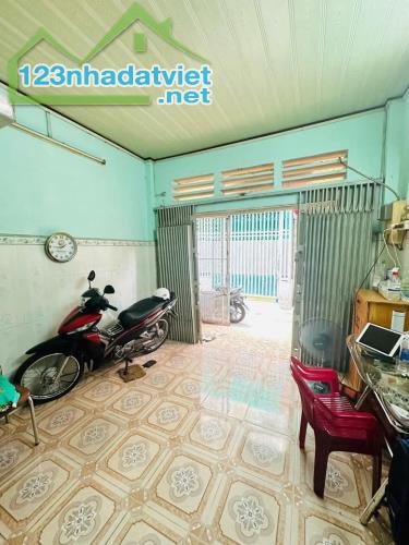 Bán nhà mặt tiền Trần Thủ Độ,P.Phú Thạnh,Q.Tân Phú,dt: 3,7 x 8 nhà xây 2 tầng 3 Tỷ 28. - 4