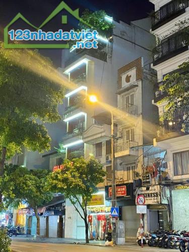 ⚜️ Mặt Phố Cổ Hàng Bông, Hoàn Kiếm 180m2 10 Tầng Thang Máy MT 5m, Chỉ 175 TỶ ⚜️
