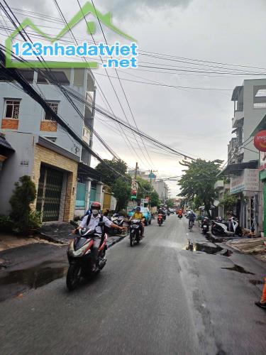 Ngộp Bank Bán Gấp Nhà 3 Tầng 152m2_9.5*16 Gần Chợ Hiệp Bình Hiệp Bình Chánh Thủ Đức Chỉ - 4
