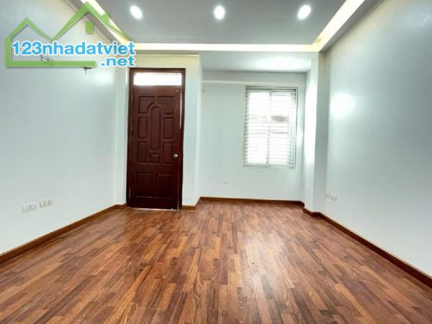 HIẾM NHÀ BÁN NGUYỄN ĐÌNH CHIỂU, Ở LUÔN, THANG MÁY, VIEW HỒ, 45M2 GIÁ CHỈ 12 TỶ - 2