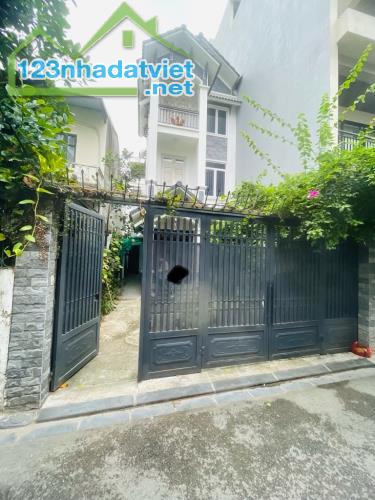 biệt thự mini Ngọc Thuỵ, 120m x 3 tầng, mặt tiền 6m, sân vườn tiểu cảnh, ôtô vào nhà - 2