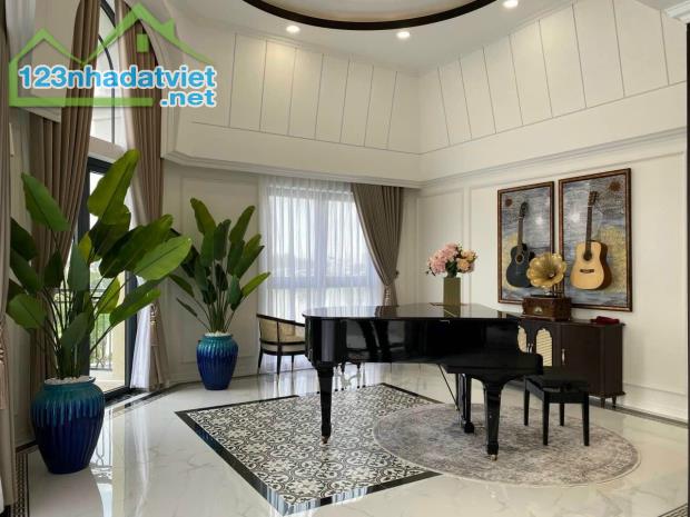NHÀ MỚI Mặt Tiền Ni Sư Huỳnh Liên, Phường 10, Tân Bình - 4.1 x 15m, 5 tầng, giá: 12.9 tỷ - 2