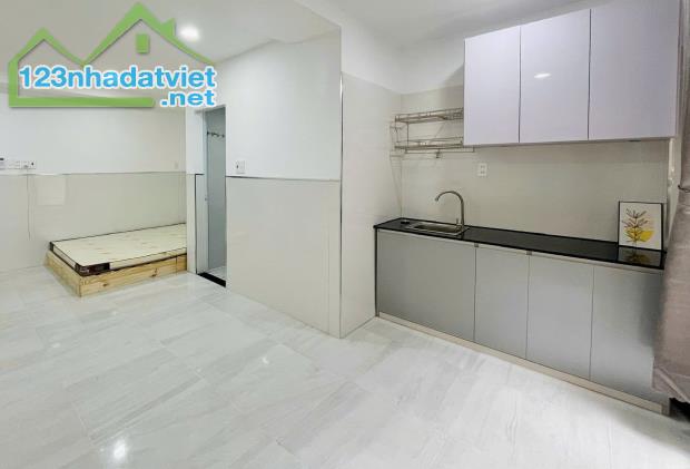 CHO THUÊ PHÒNG TRỌ MỚI 24m2 ĐƯỜNG BÙI ĐÌNH TUÝ - TP HỒ CHÍ MINH - 4