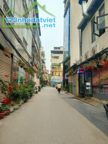 BÁN NHÀ TRẦN QUỐC HOÀN, PHÂN LÔ, ÔTÔ ĐỖ 2 ĐẦU, VỈA HÈ, KINH DOANH, 41M2 NHỈNH 13 TỶ - 4
