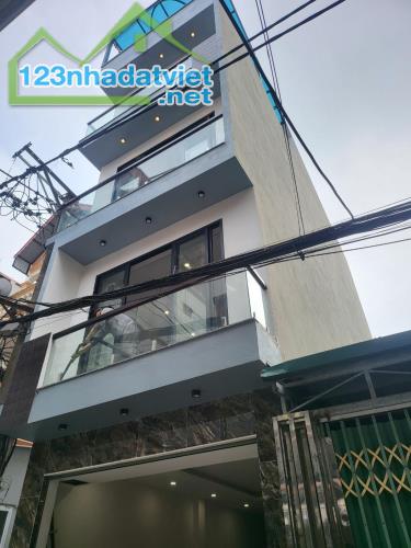 HIẾM, Mặt Ngõ ô tô tránh, vào nhà - lô góc, 65m x 5 tầng, thang máy – Phúc Đồng, Long Biên