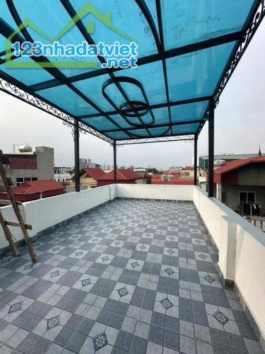 HIẾM, Mặt Ngõ ô tô tránh, vào nhà - lô góc, 65m x 5 tầng, thang máy – Phúc Đồng, Long Biên - 5