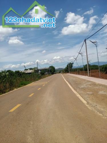 ĐẤT THỔ CƯ 150M2 GẦN SÂN BAY LIÊN KHƯƠNG - ĐÀ LẠT, CHỈ TỪ 450 TRIỆU - 1