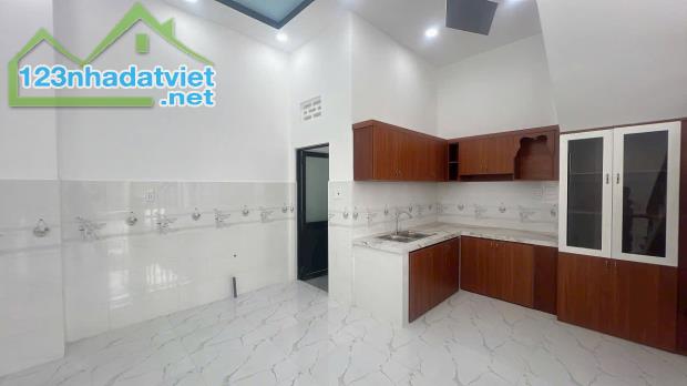 chủ kẹt tiền bank cần bán nhà ngay trung tâm củ chi gấp - 2