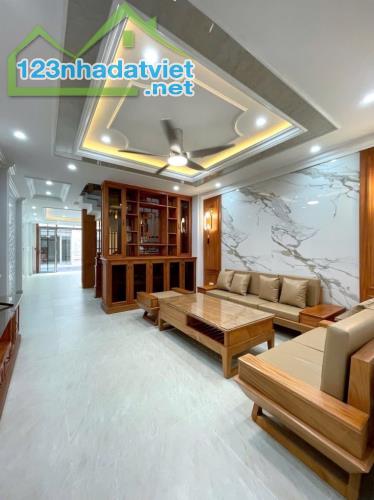 Bán nhà quận Bình Thạnh, hxh Nguyên Hồng, phường 11, 70m2, 10.5 tỷ - 1