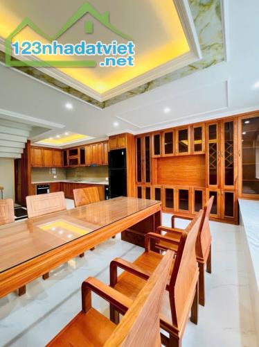 Bán nhà quận Bình Thạnh, hxh Nguyên Hồng, phường 11, 70m2, 10.5 tỷ - 2