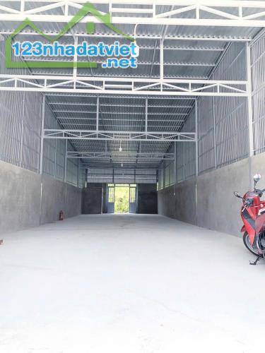 Khó mà tìm được căn thứ 2 Chủ ngộp Cần bán nhanh Căn nhà ở 210m2 sổ hồng riêng 670triệu - 2