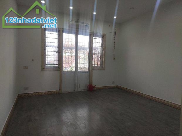 RẺ NHẤT KHU VỰC 💥 BÁN NHÀ NGỌC LÂM - LONG BIÊN 210m2 x MT 4m, ĐẮC ĐỊA, SIÊU TO 💸 5.4 TỈ - 2
