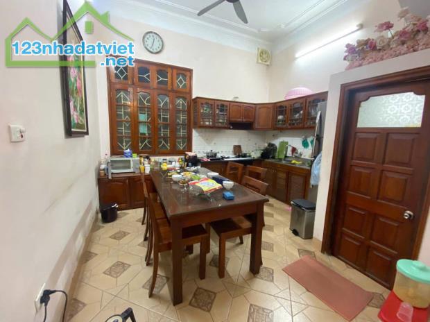 Cần bán nhà ngõ 165 Chợ Khâm Thiên, Đống Đa, 55m2, nhà dân xây, 9.8 tỷ - 1