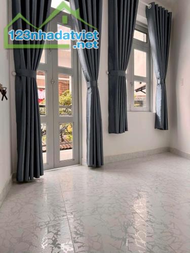 Bán nhà Gò Xoài, gần Tân Kỳ Tân Quý, Tân Phú, 18m2 - 3x6 - 2 tầng, chỉ hơn 1 tỷ - 2