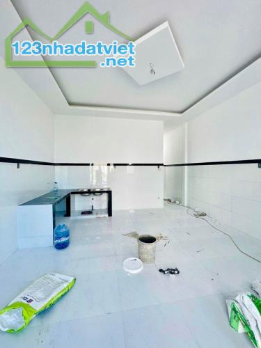 Bán gấp căn nhà cấp 4, SHR, ngay Thị Trấn Củ Chi, Giá 1 tỷ 350. - 3