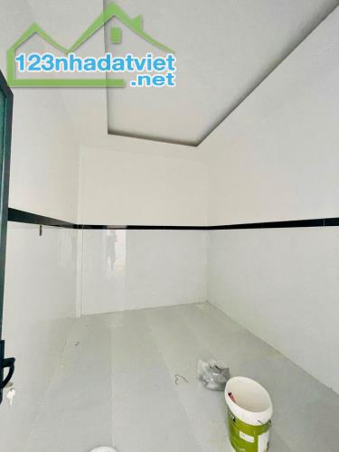 Bán gấp căn nhà cấp 4, SHR, ngay Thị Trấn Củ Chi, Giá 1 tỷ 350. - 1