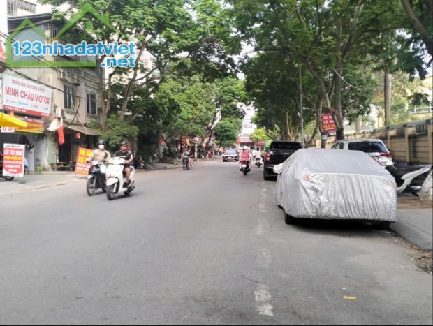 Bán nhà Hồ Đền Lừ - #70m2 - THANG MÁY - view Hồ cực thoáng - Ô TÔ ĐỖ CỬA - ở cực sướng .