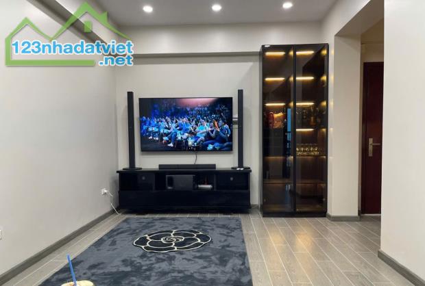 BÁN GẤP CC - C2 XUÂN_ĐỈNH,  323 ĐƯỜNG XUÂN ĐỈNH Thông NGOẠI GIAO ĐOÀN - 75m - 5 tỷ - 2